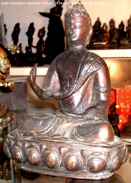 Eine Buddha-Statue aus Thailand