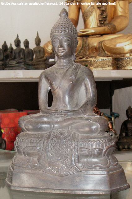 Guss Buddhastaue aus Thailand