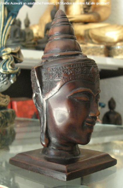 Thai Buddhastatuenkopf